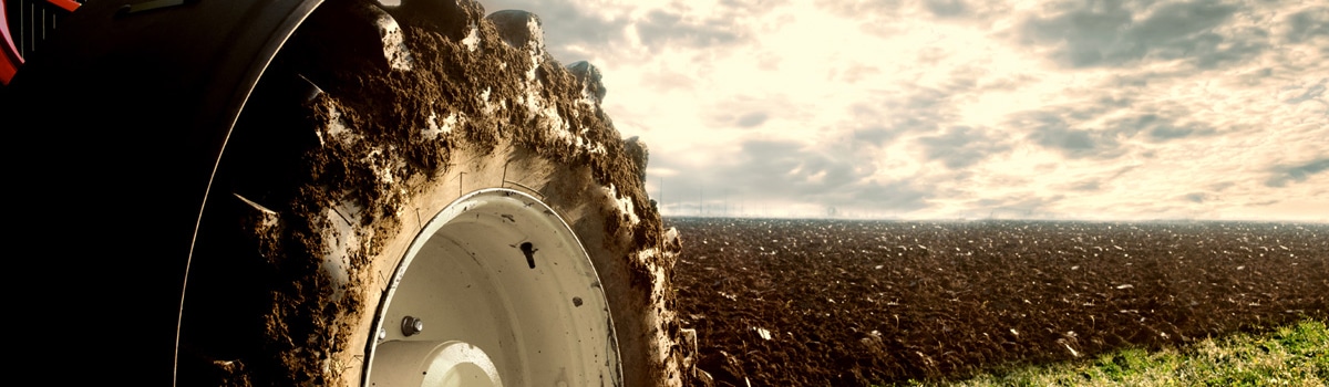 Cleaning Agricultural Equipment Quickly and Easily