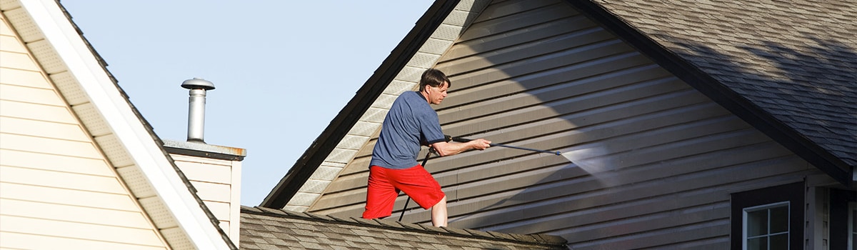 Pressure Washing Vinyl Siding